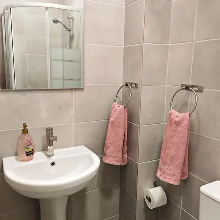 In The Center Of 3 Apartman