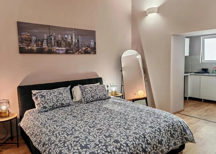 In The Center Of 3 *